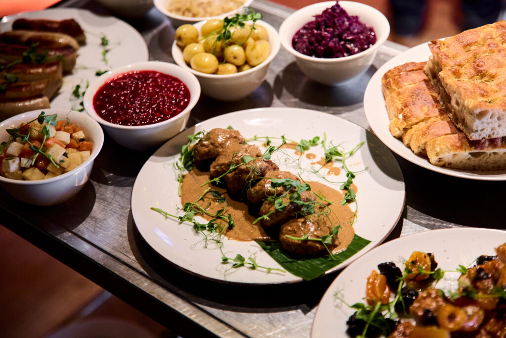 Catering, Oslo Lunsj overtidsmat middag